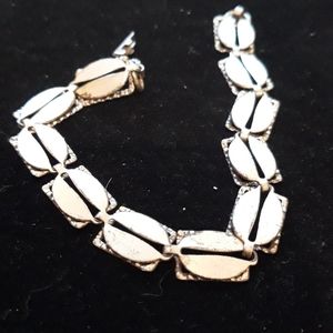 Vintage ladies sterling silver bracelet